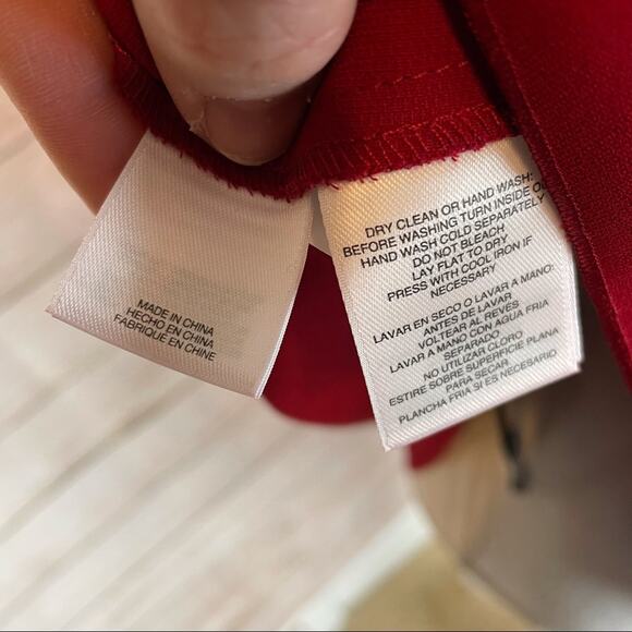 Anne Klein Womens Red Asymmetrical Top Size 10 Capsule Lagenlook Office Career - Picture 7 of 7